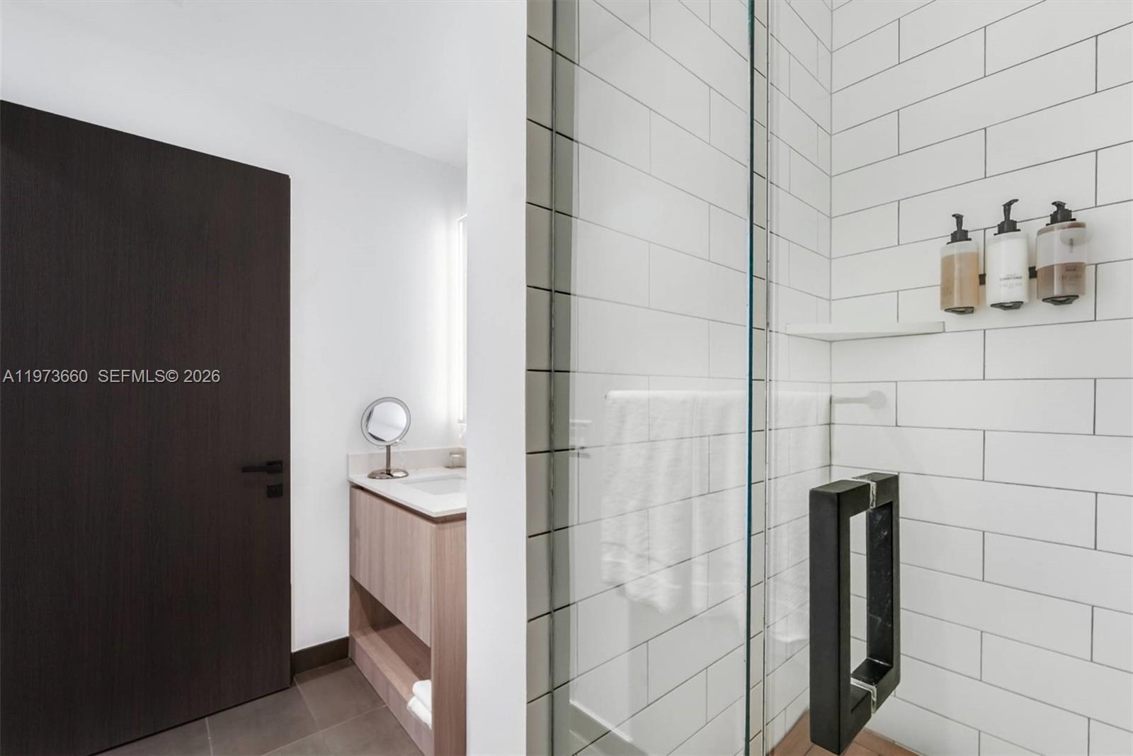 398 NE 5th St # 1515