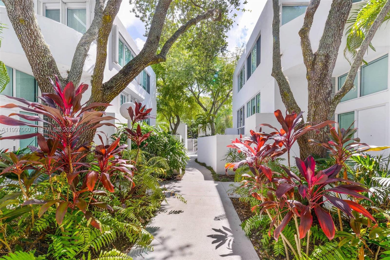 3272 Virginia Street # 1 Unit: A-1