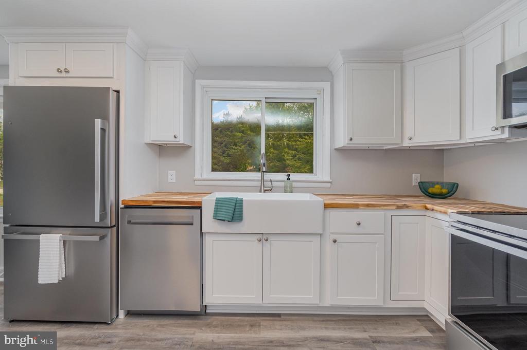 329 Barlow Two Taverns Rd