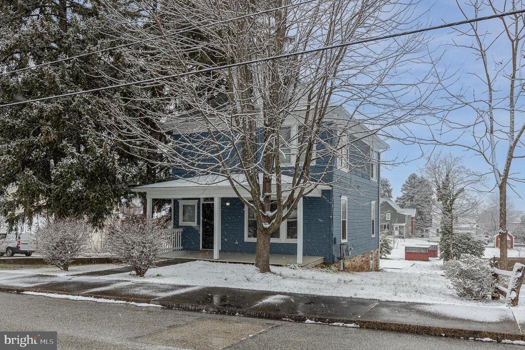 14 High St