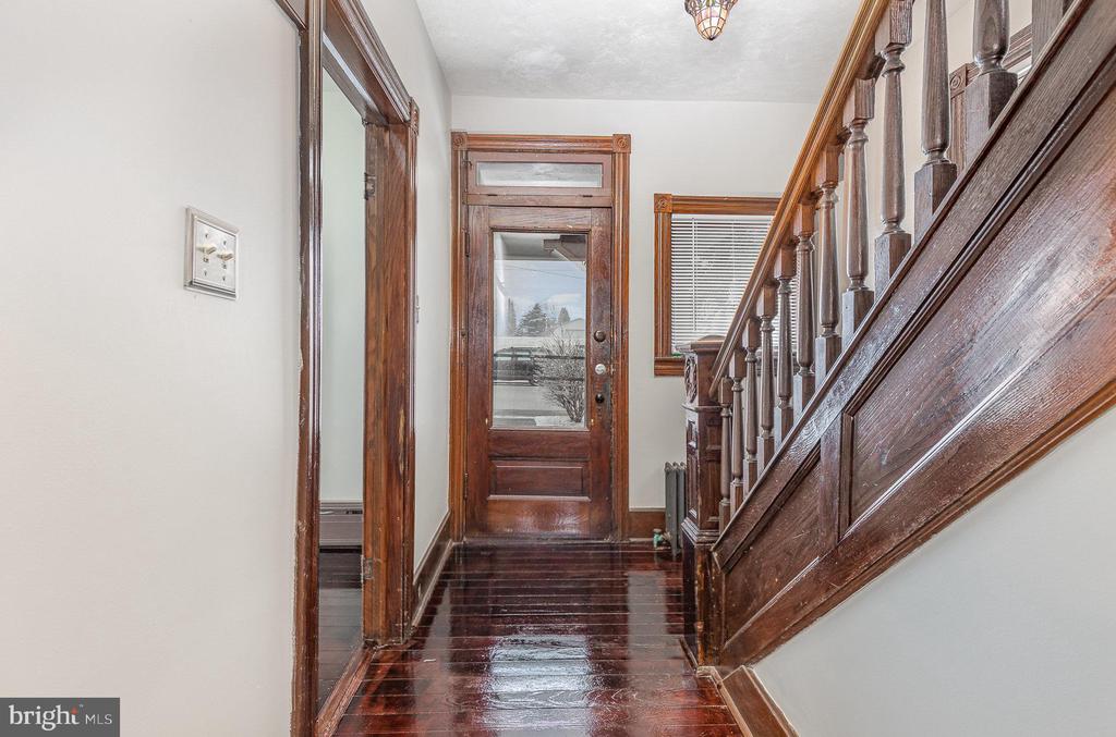 14 High St