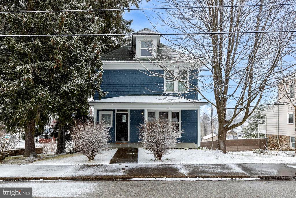 14 High St