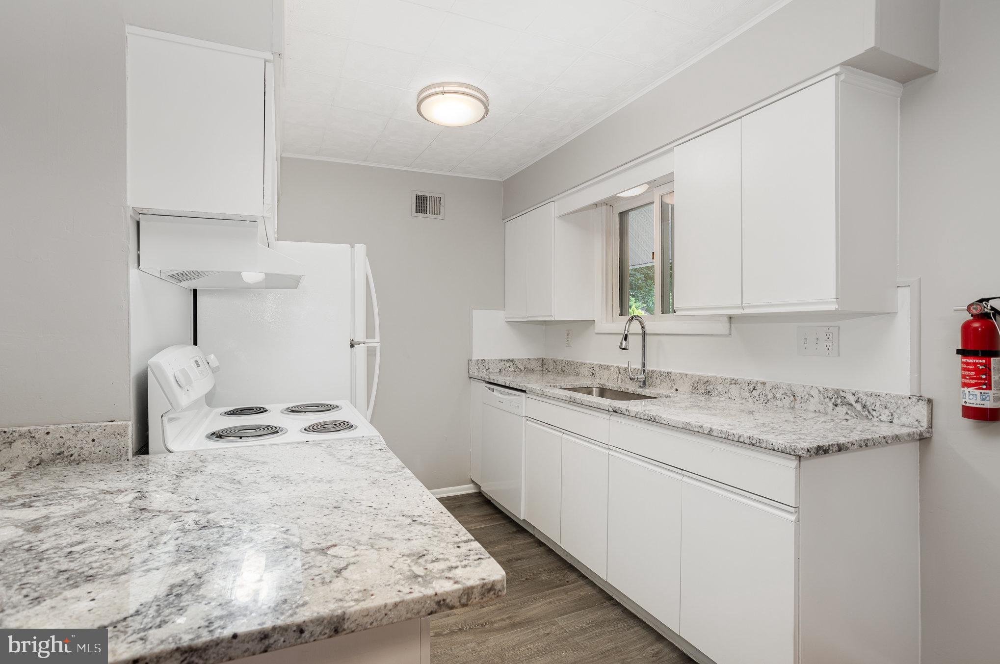 15 Pemberton Dr