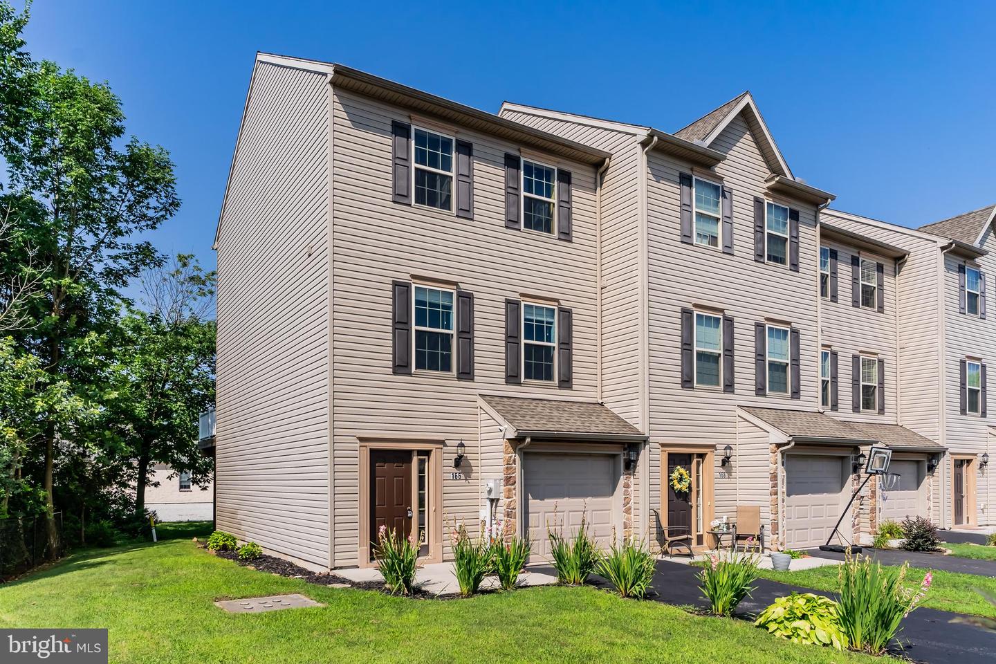 166 Katelyn Dr