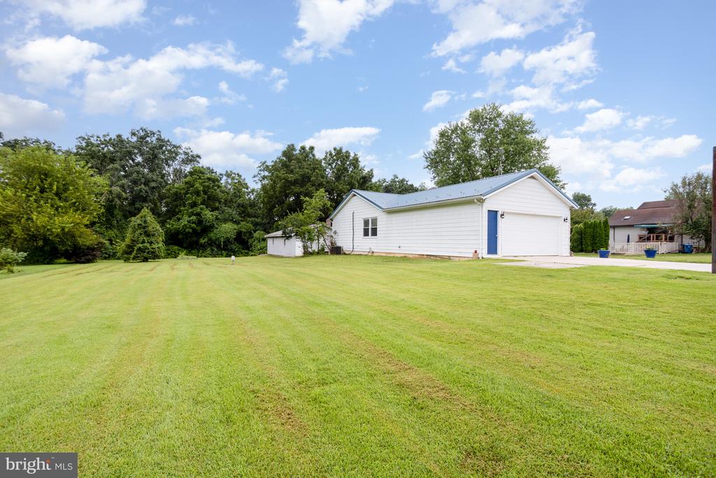 9 Howard Dr