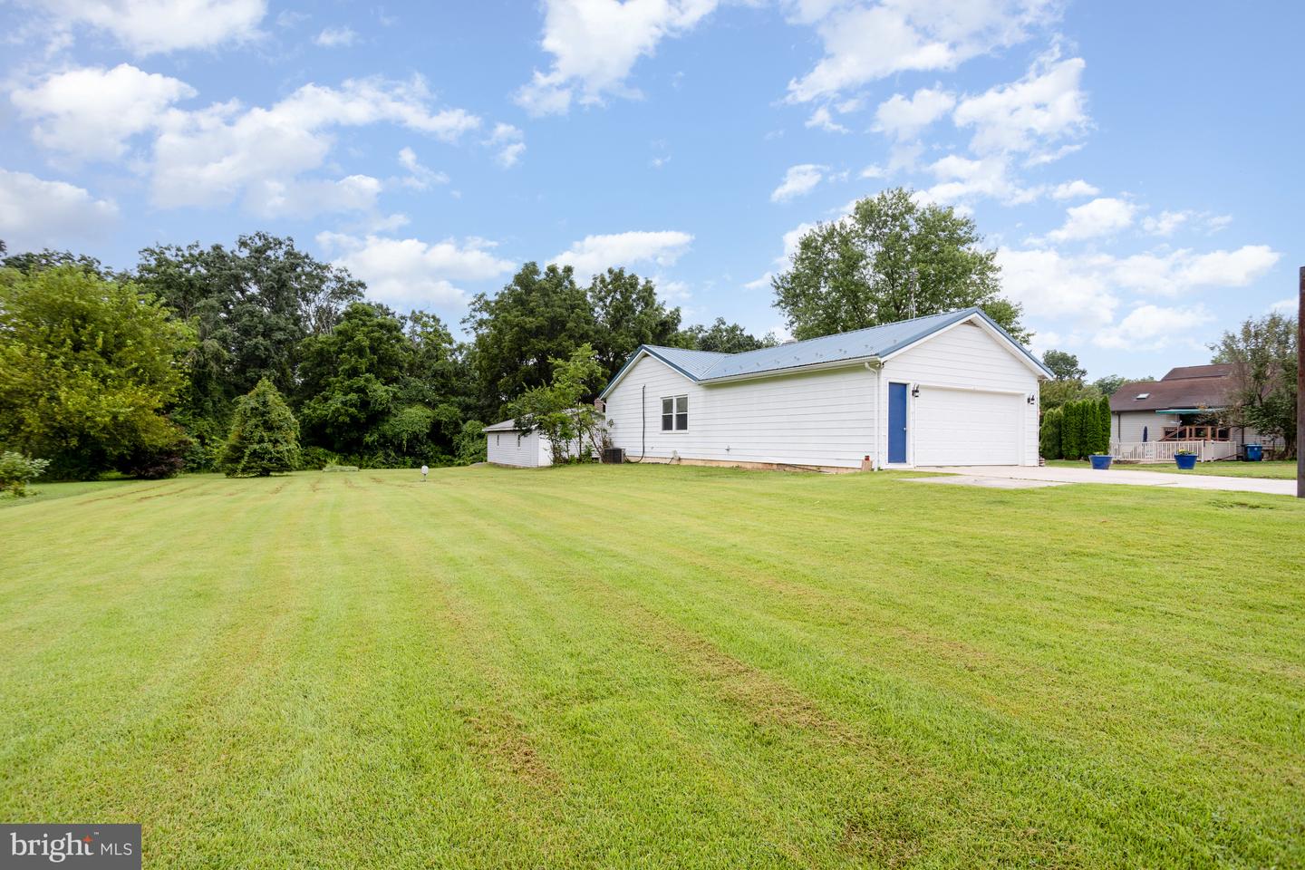9 Howard Dr