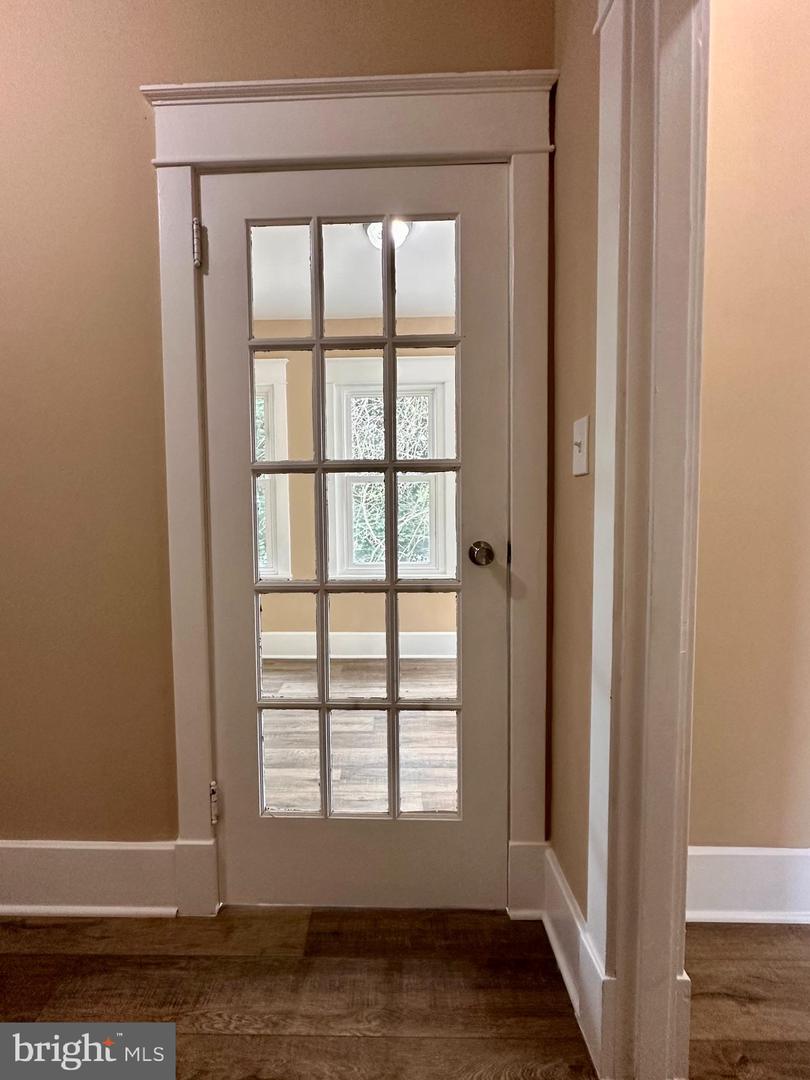 144 N Main St