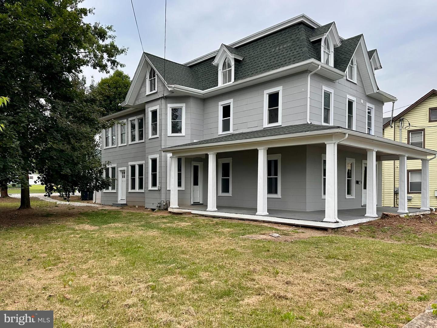 144 N Main St