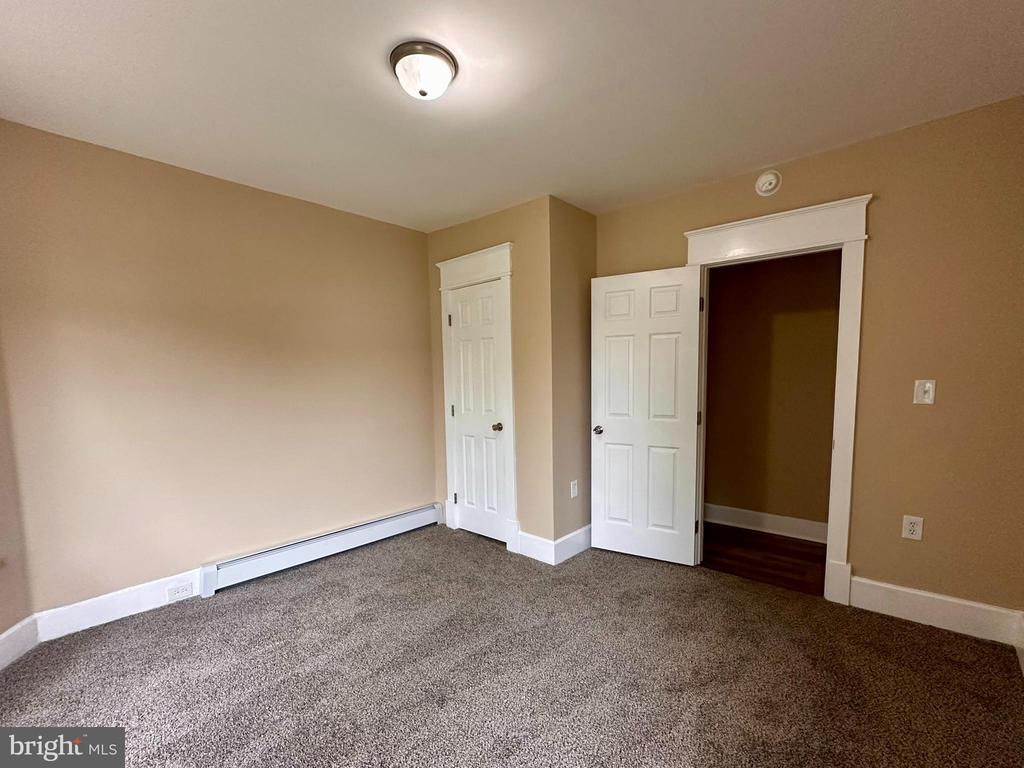 144 N Main St
