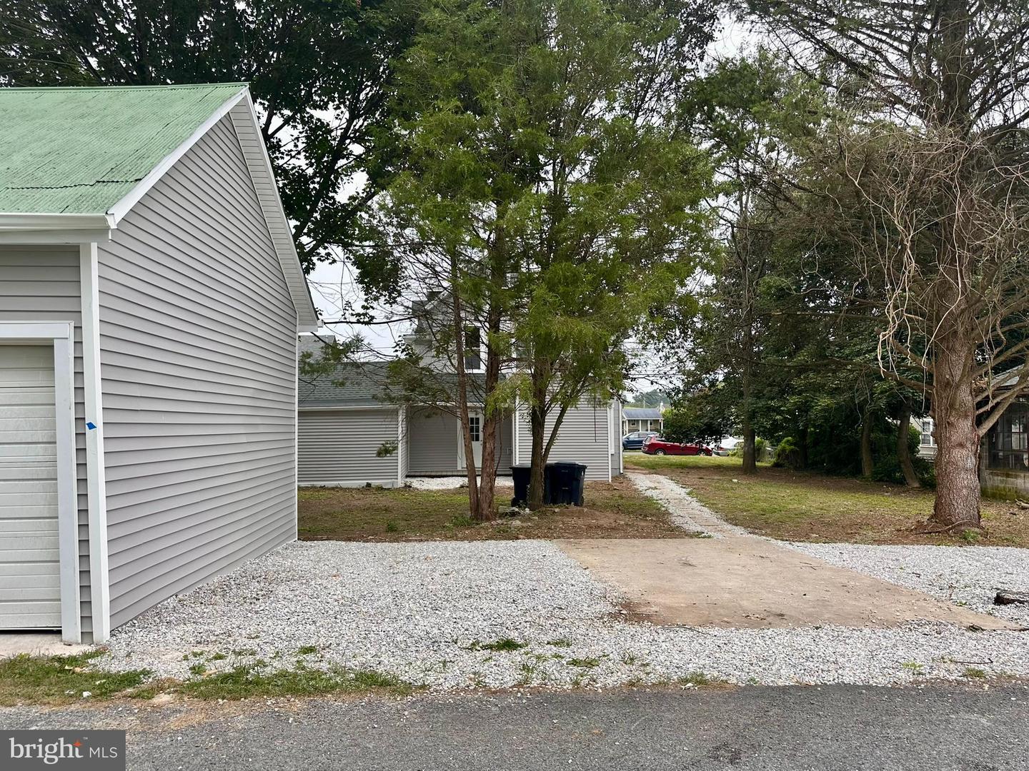 144 N Main St