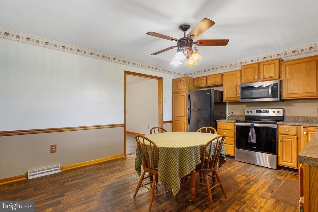 20 CREST VIEW DRIVE