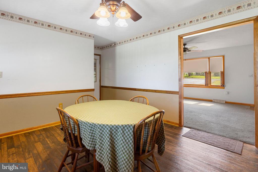 20 CREST VIEW DRIVE
