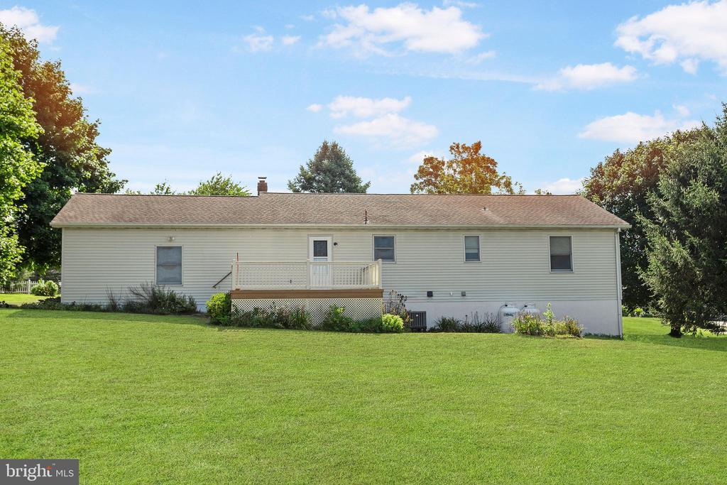 20 CREST VIEW DRIVE