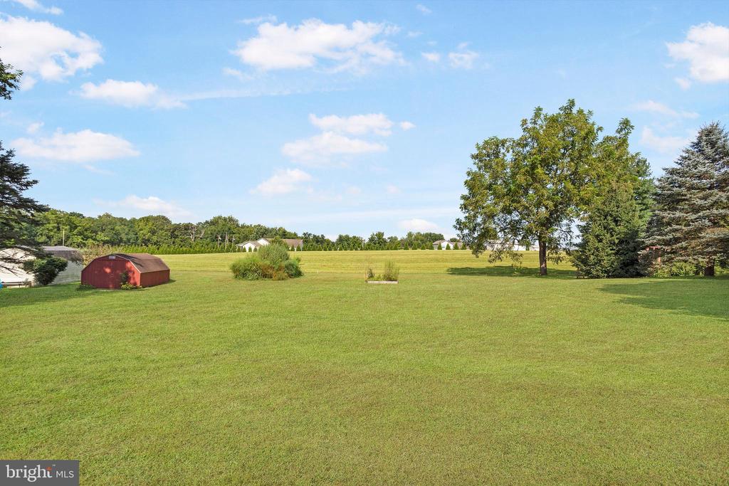 20 CREST VIEW DRIVE