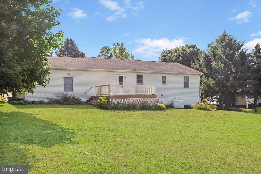 20 CREST VIEW DRIVE