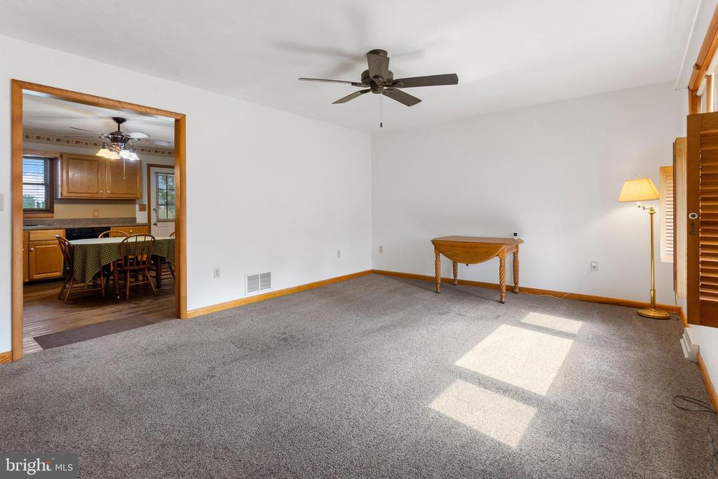 20 CREST VIEW DRIVE