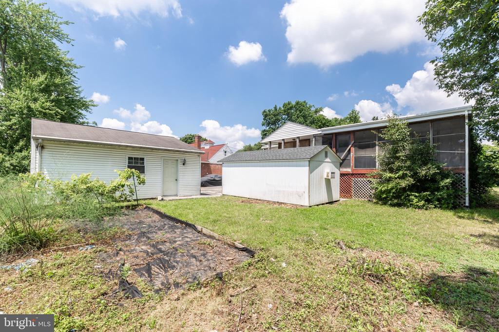 231 E HIGH STREET