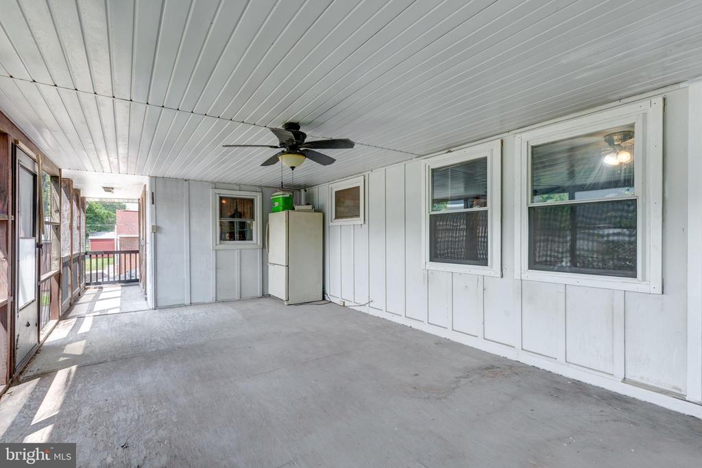 231 E HIGH STREET