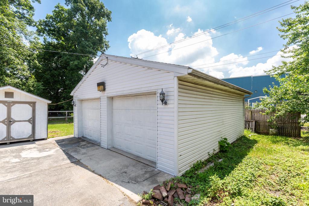 231 E HIGH STREET