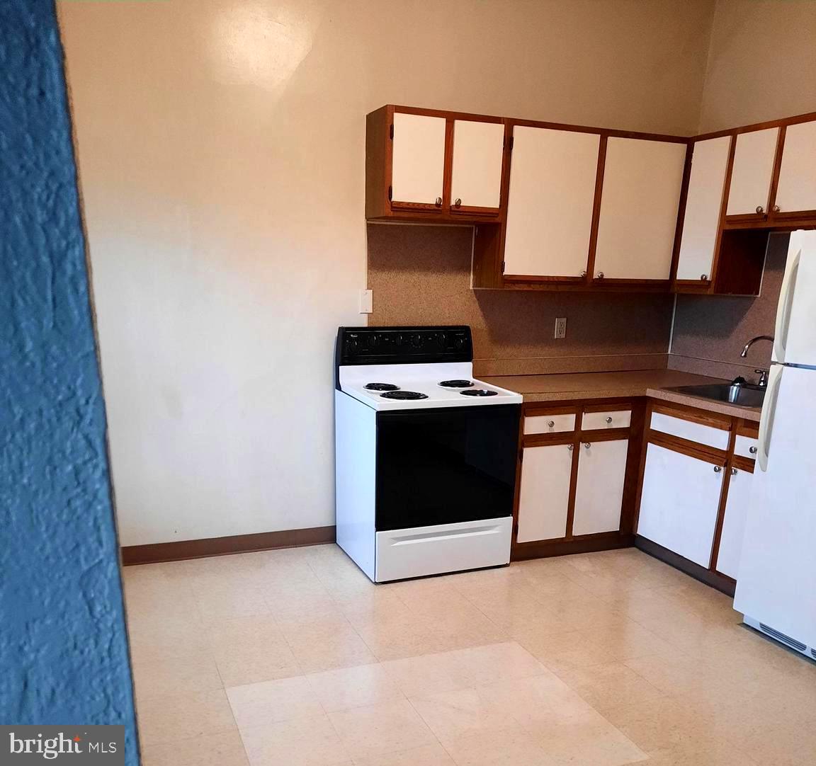 12 S. Filbert Street #C3