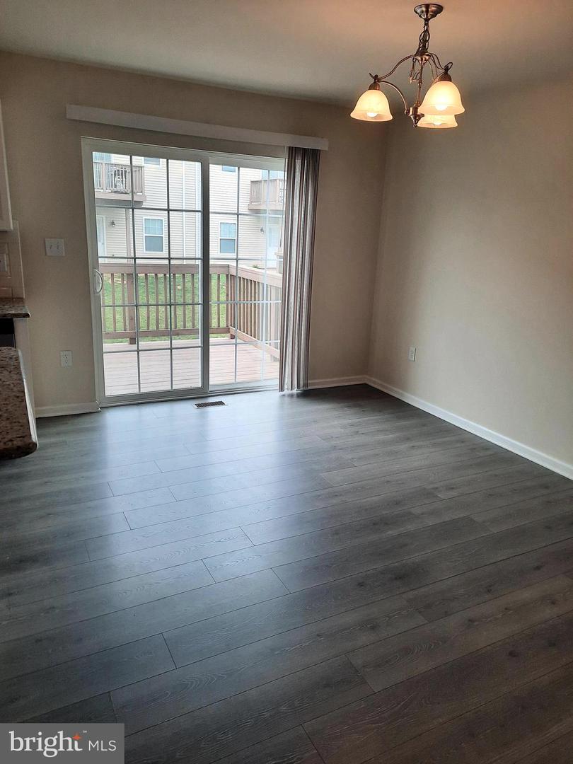 1035 Admirals Quay Dr