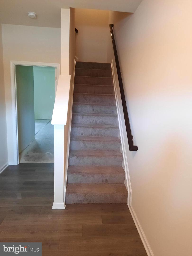 1035 Admirals Quay Dr