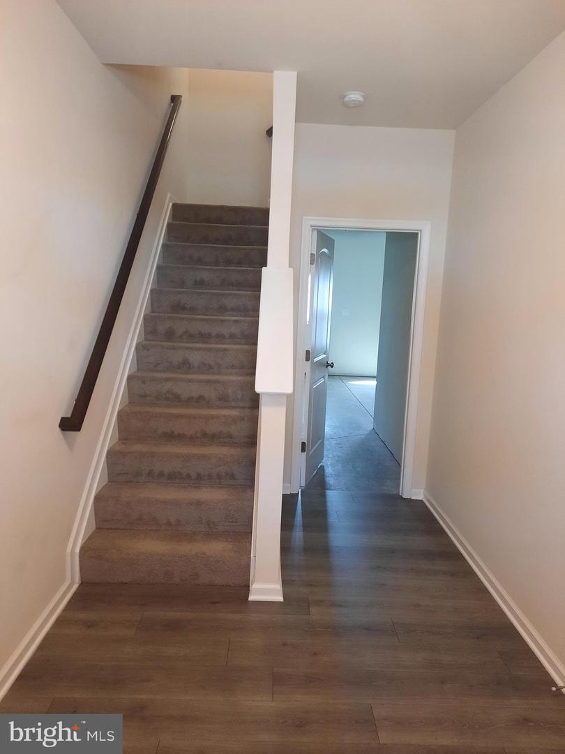 837 Admirals Quay Dr