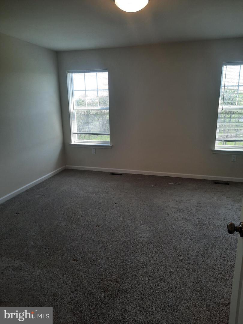 837 Admirals Quay Dr