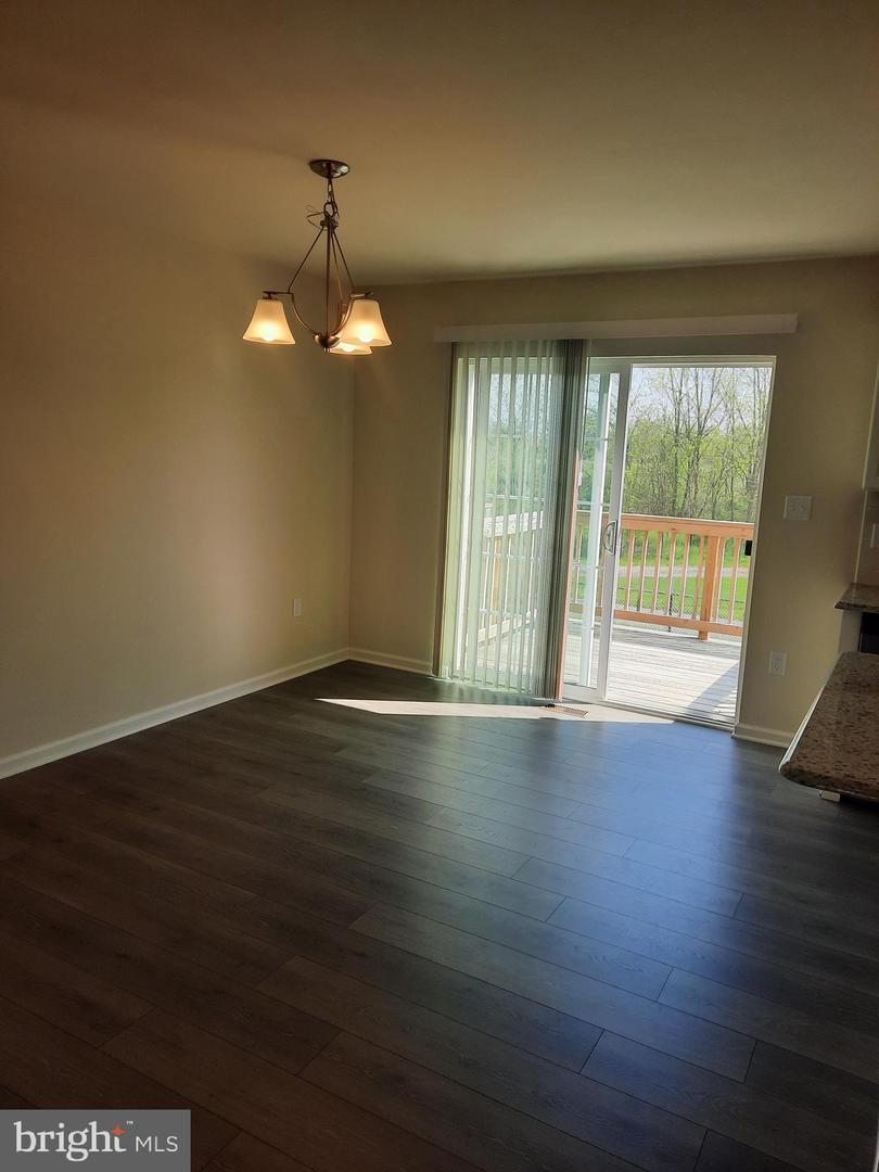 837 Admirals Quay Dr