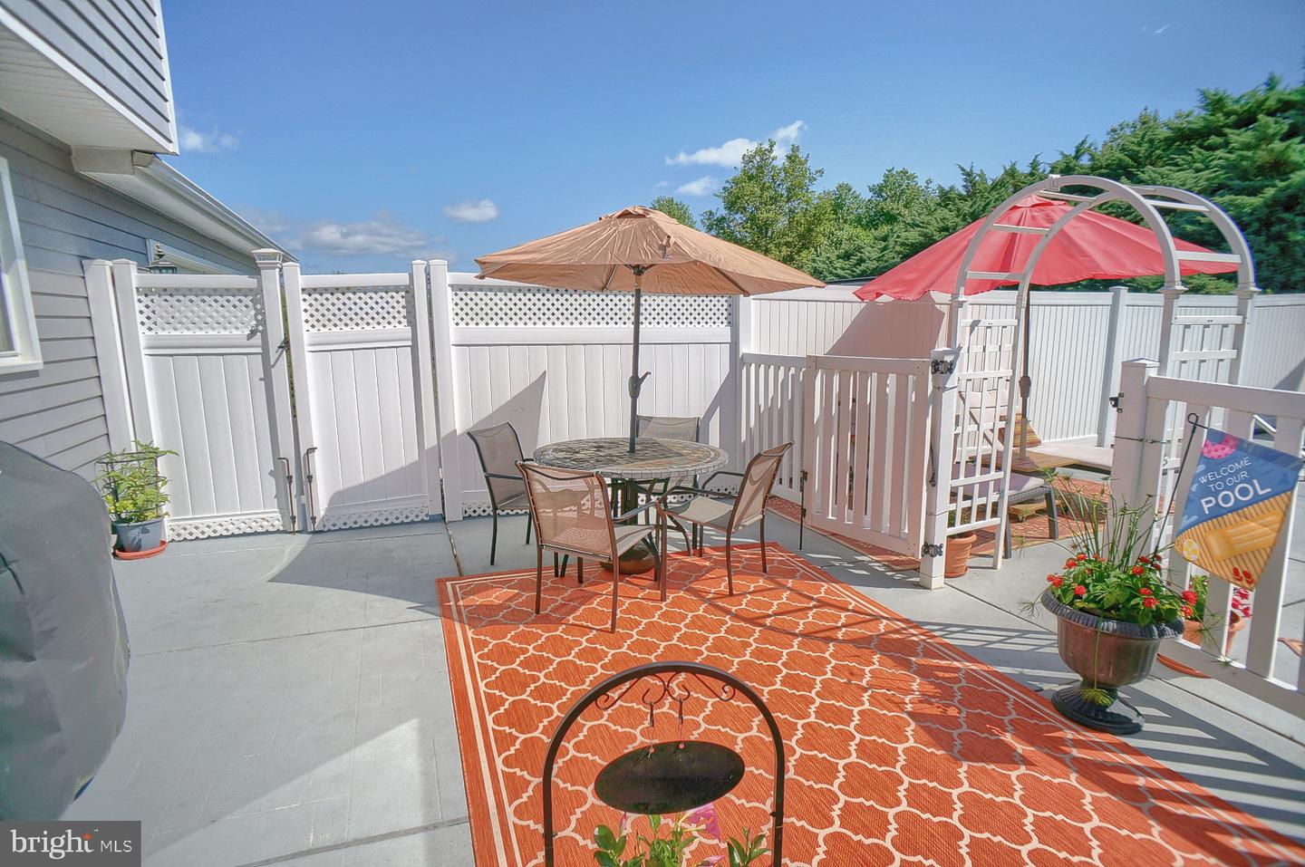 475 Woodcrest Dr