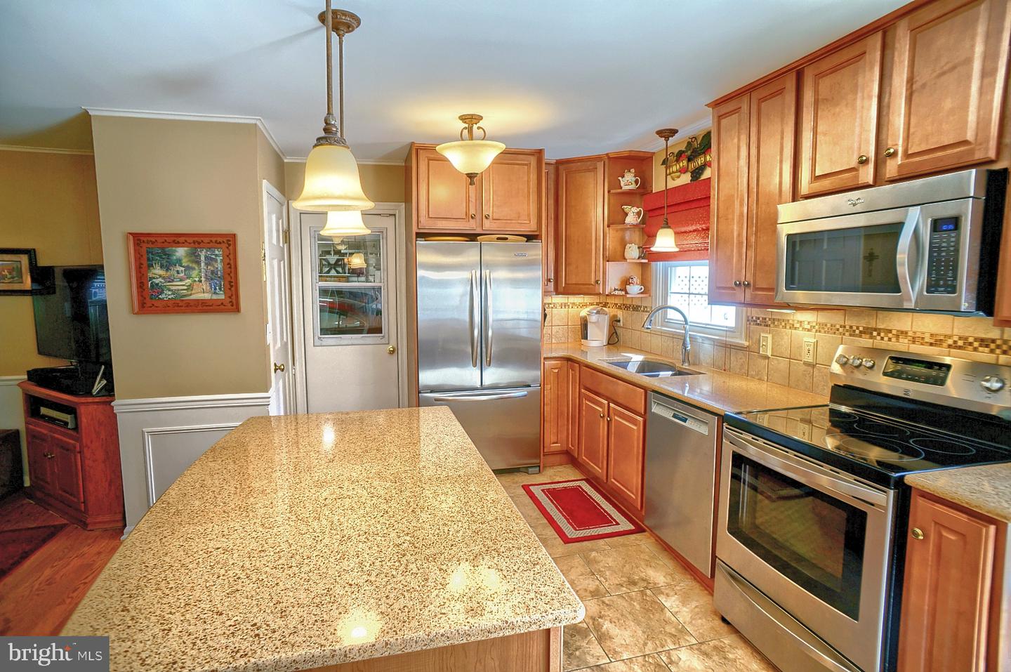 475 Woodcrest Dr