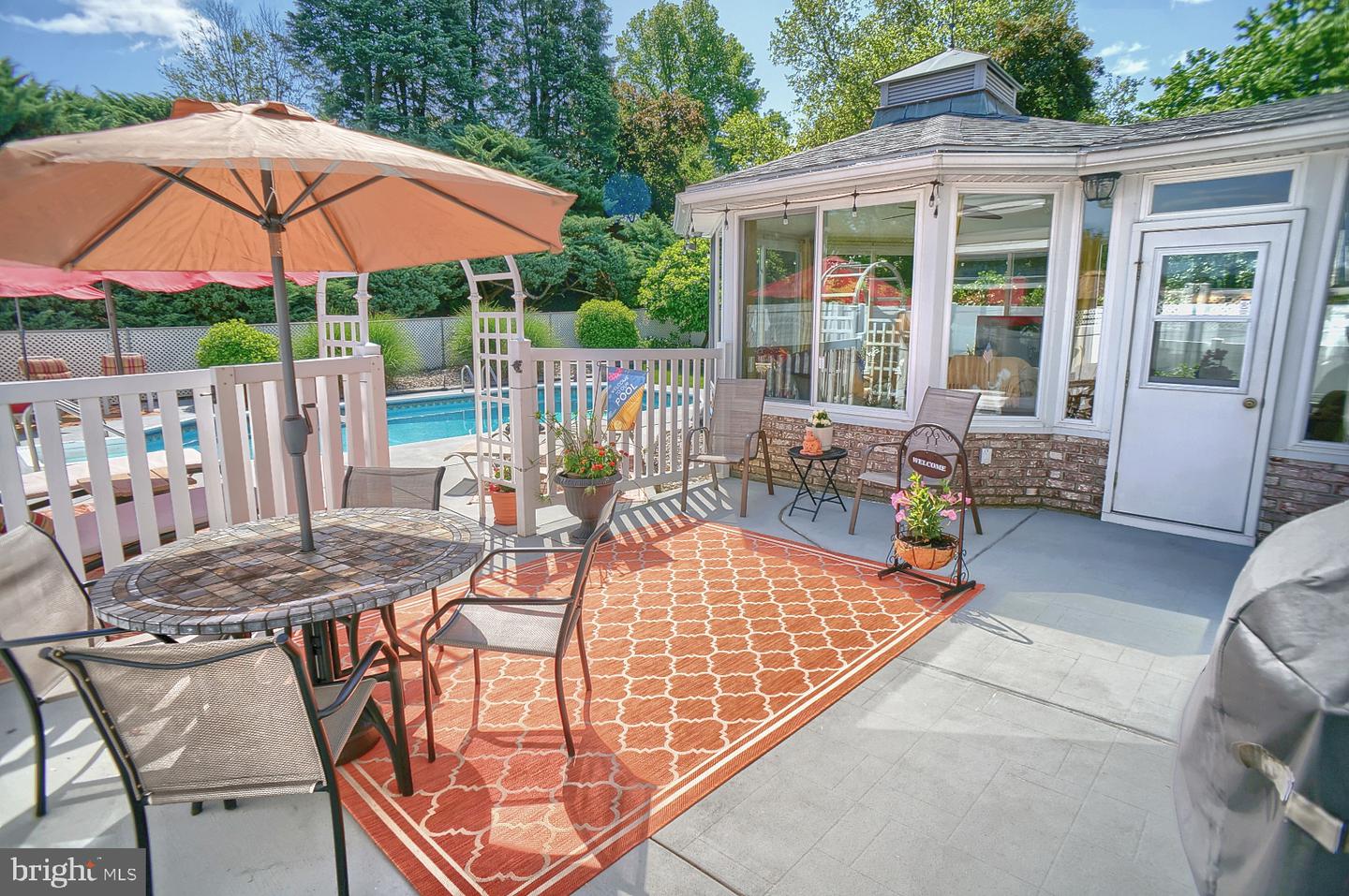 475 Woodcrest Dr