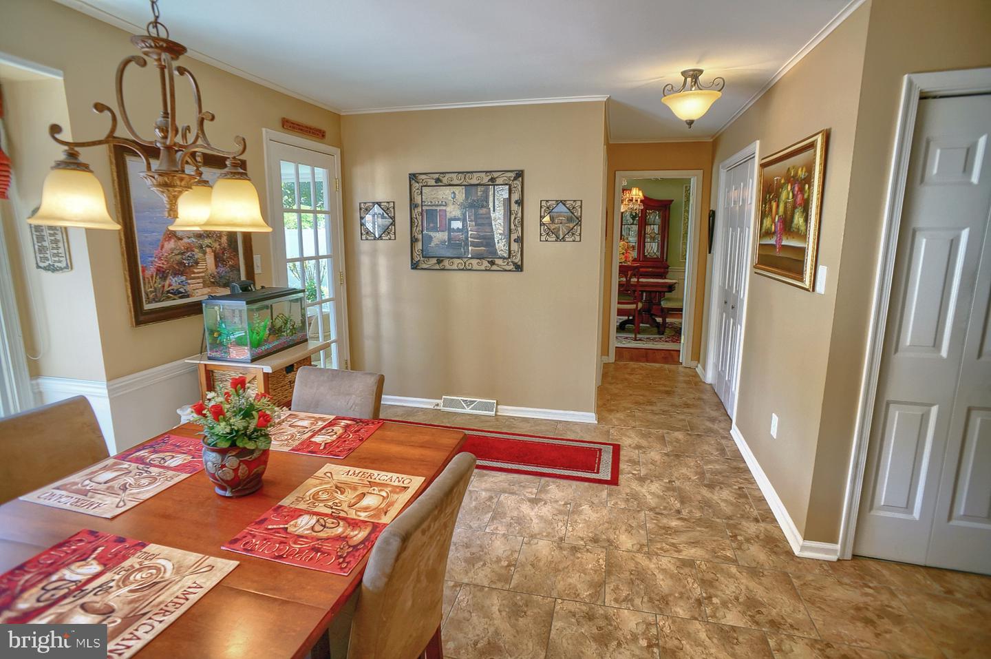 475 Woodcrest Dr