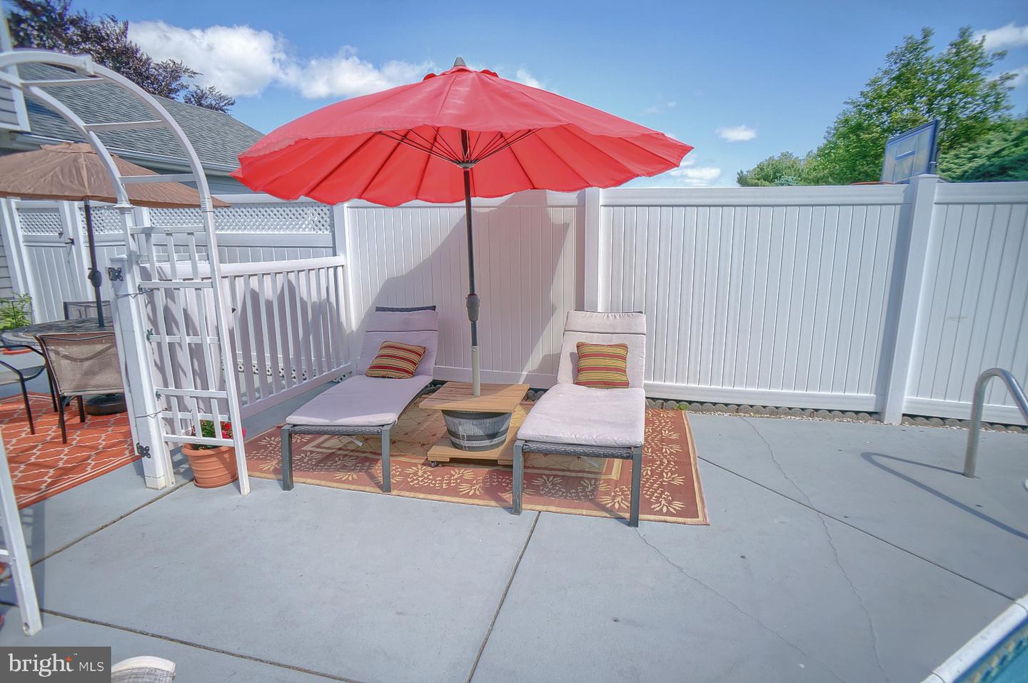 475 Woodcrest Dr