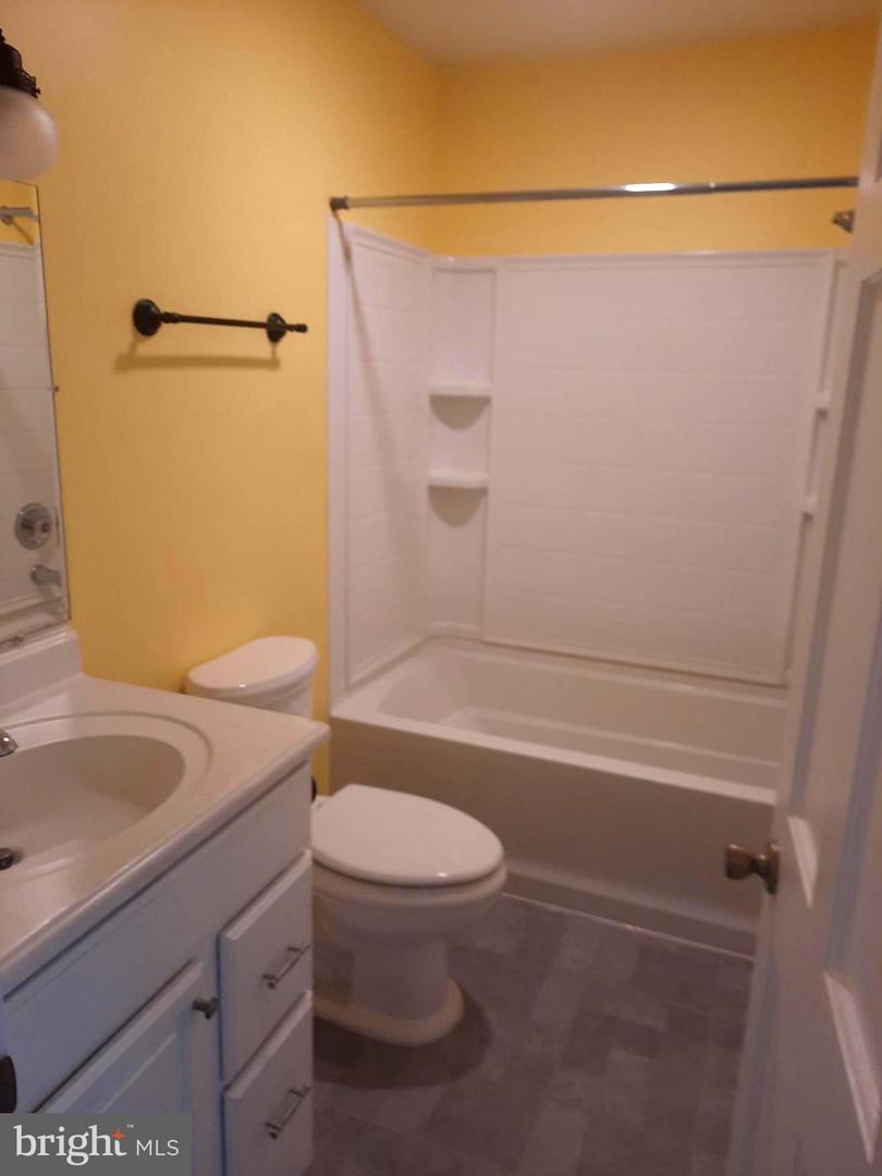 603 Colonial View Road