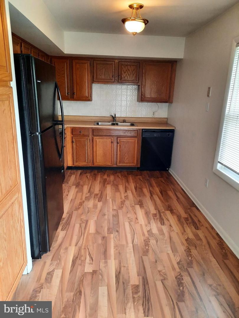 2712 Lisburn Rd #304