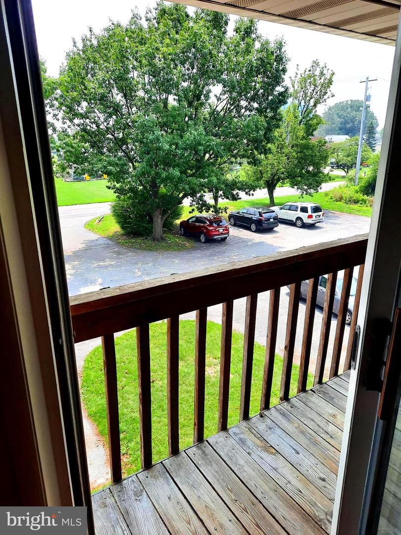 2712 Lisburn Rd #304