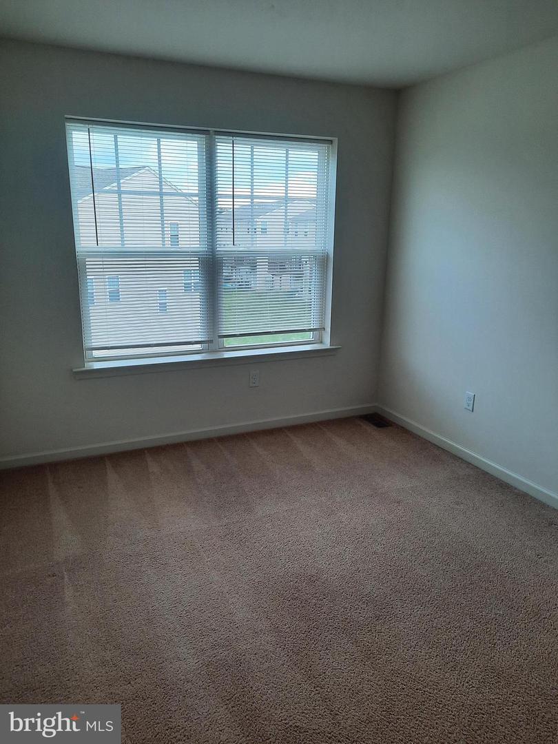 723 Admirals Quay Dr