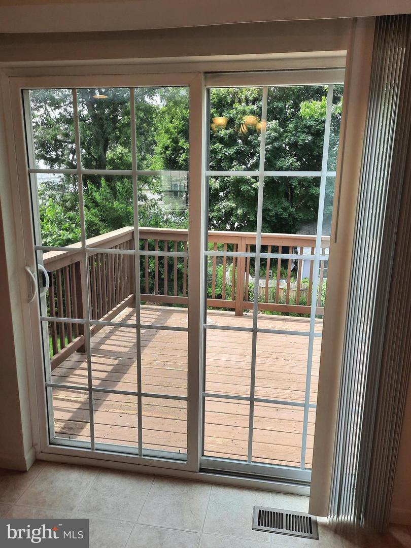 723 Admirals Quay Dr