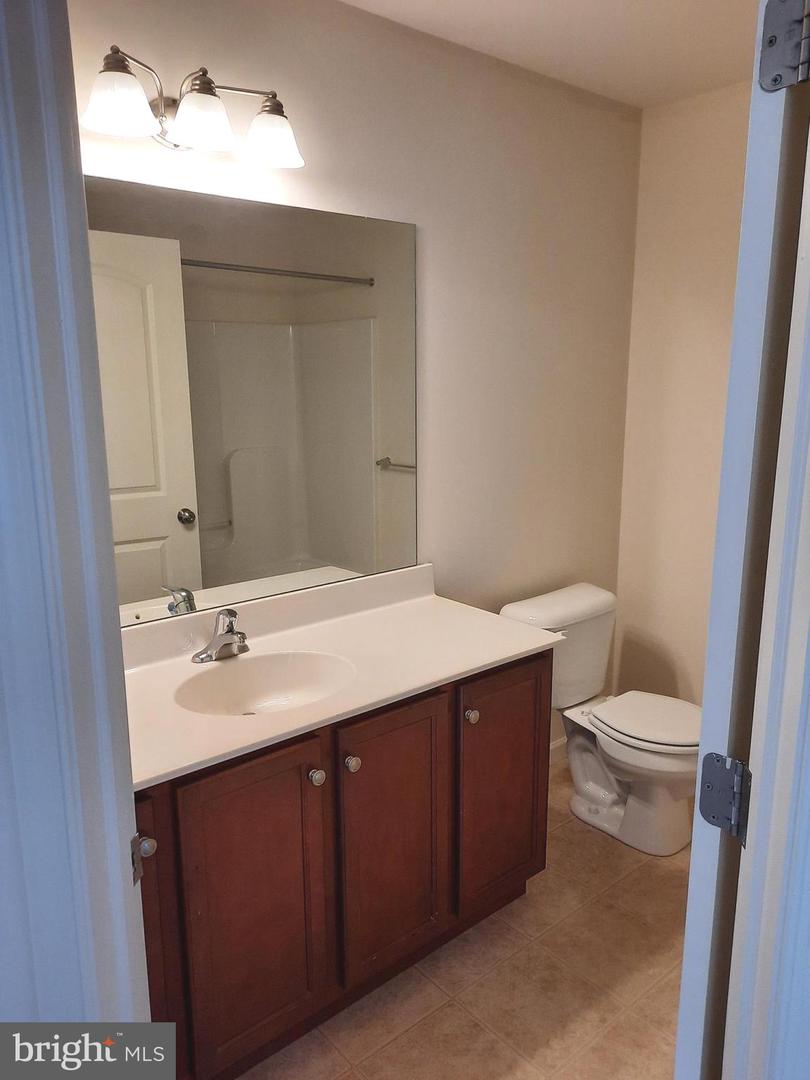 723 Admirals Quay Dr