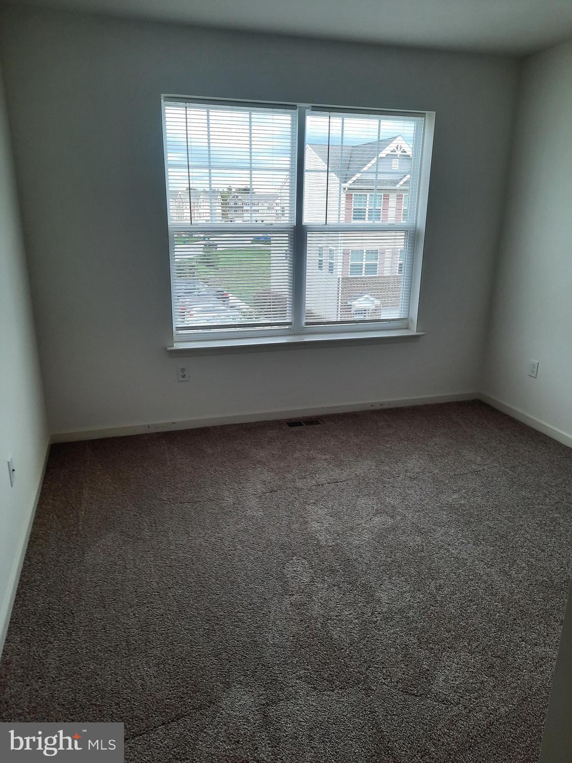 709 Admirals Quay Dr