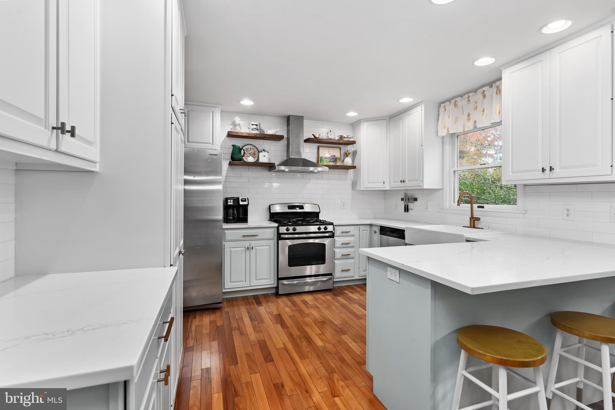 110 Hilltop Ct