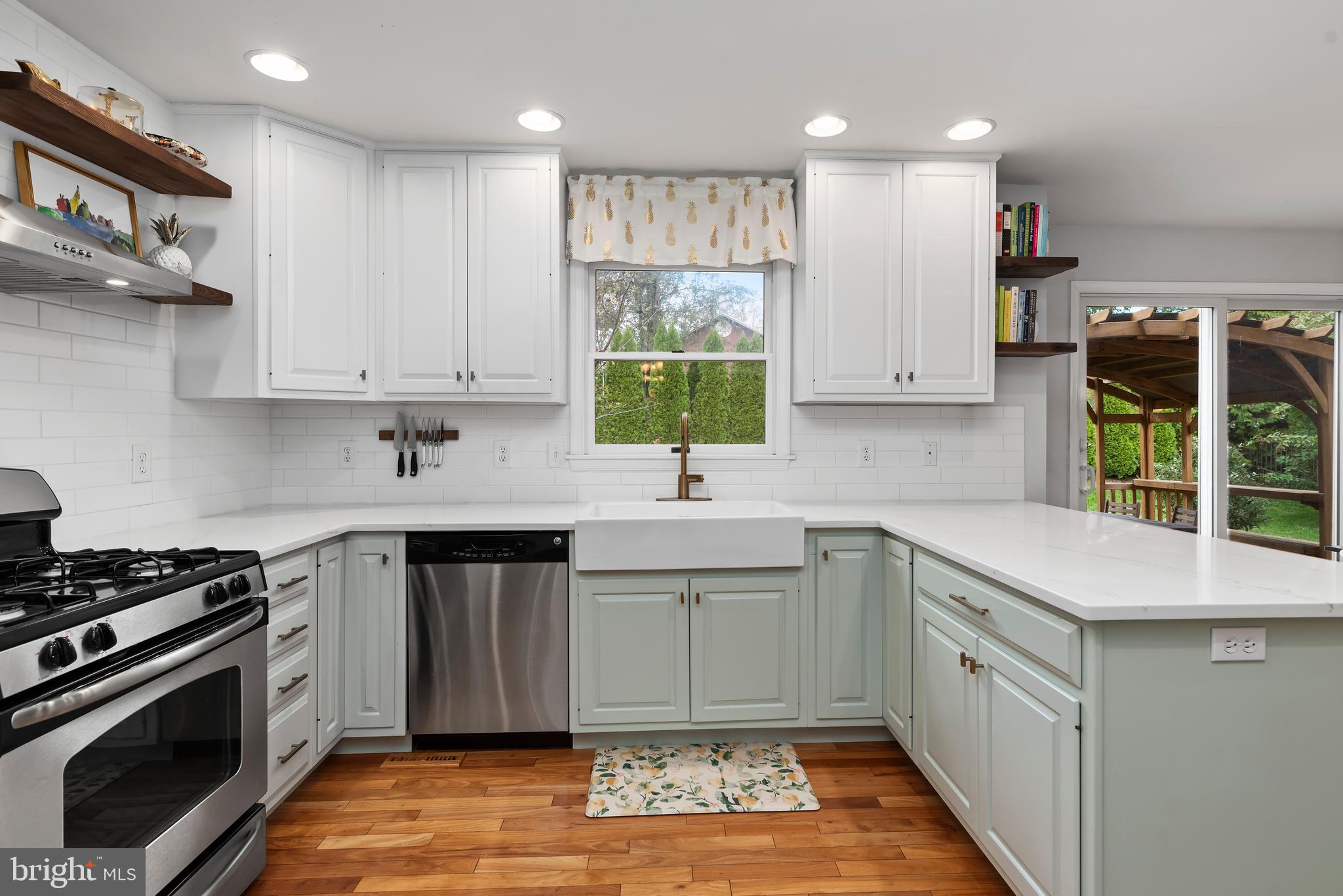 110 Hilltop Ct