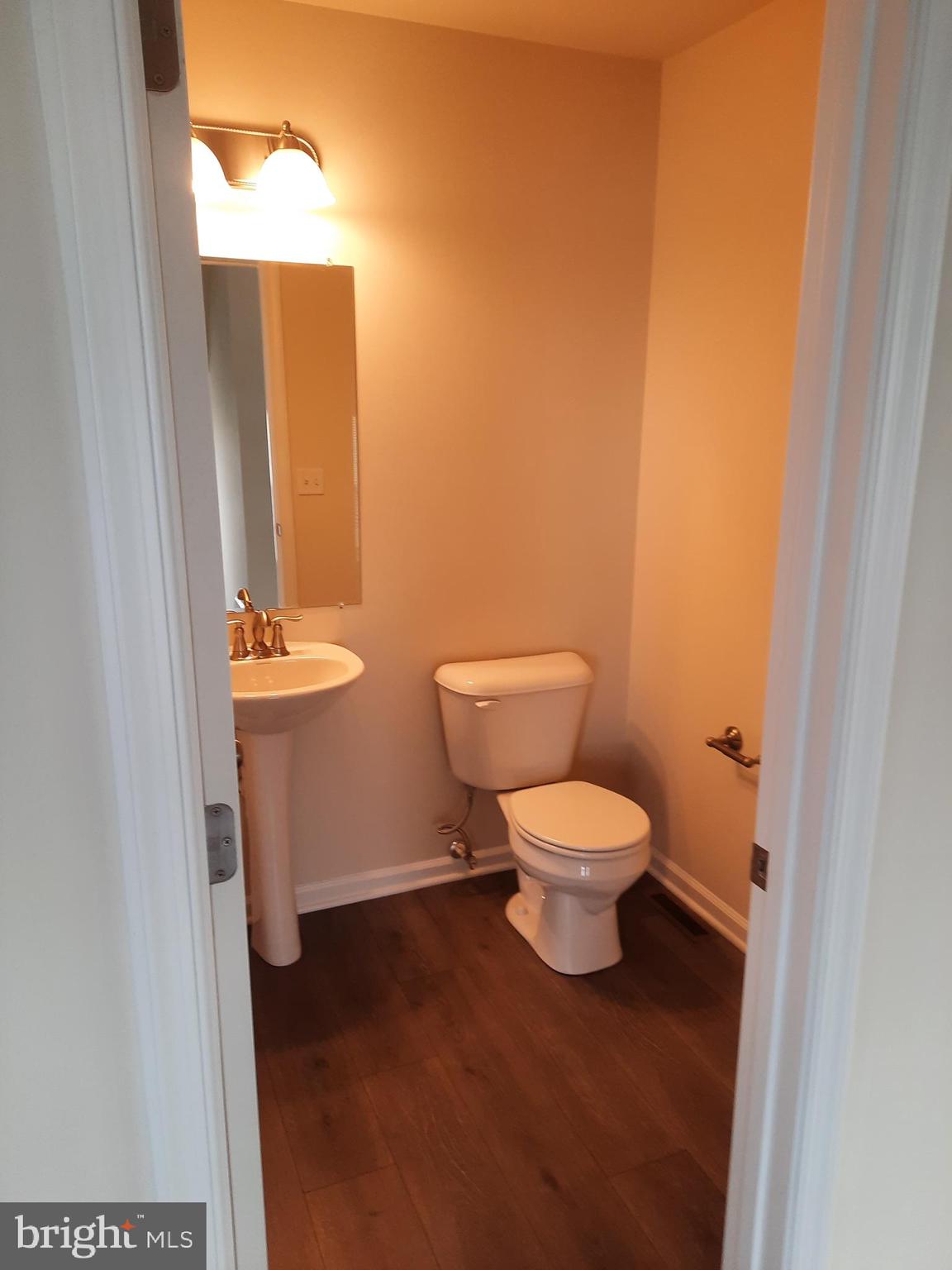 942 Admiral's Quay Drive