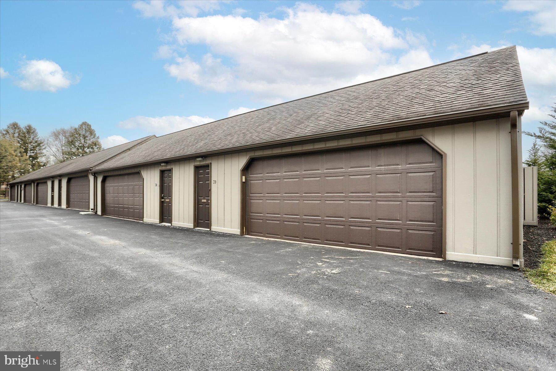 39 Kensington Square