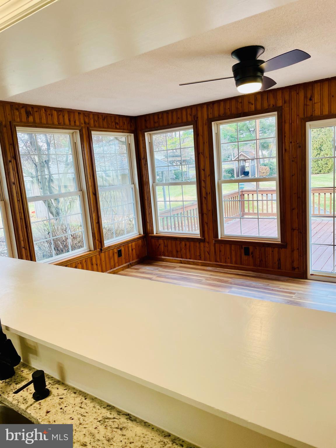 122 Woods Dr
