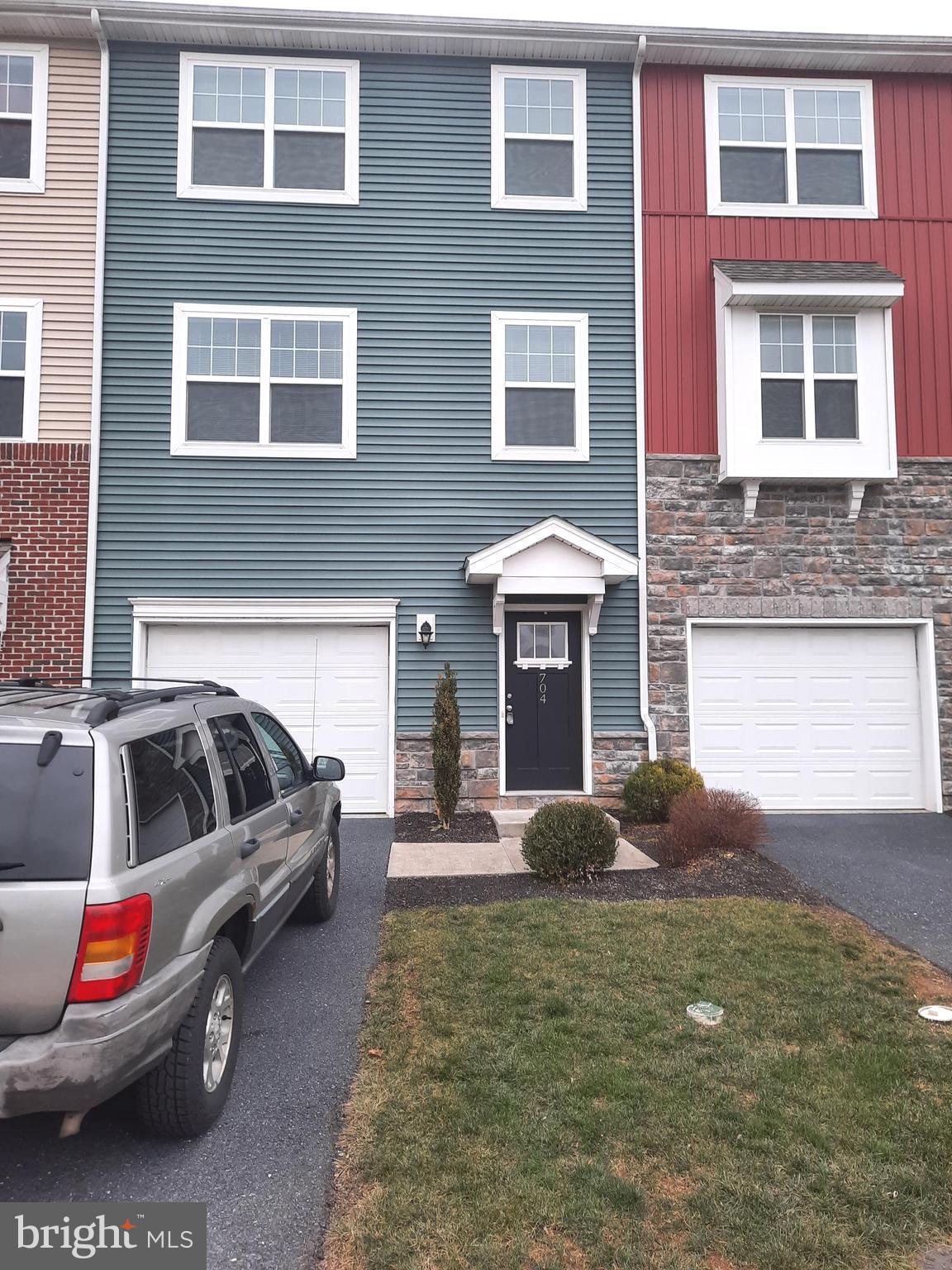 704 Admiral's Quay Drive