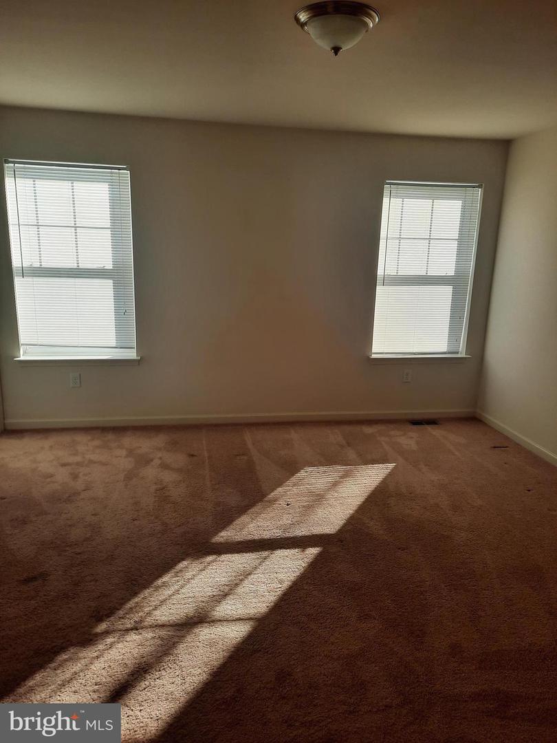 702 Admirals Quay Dr