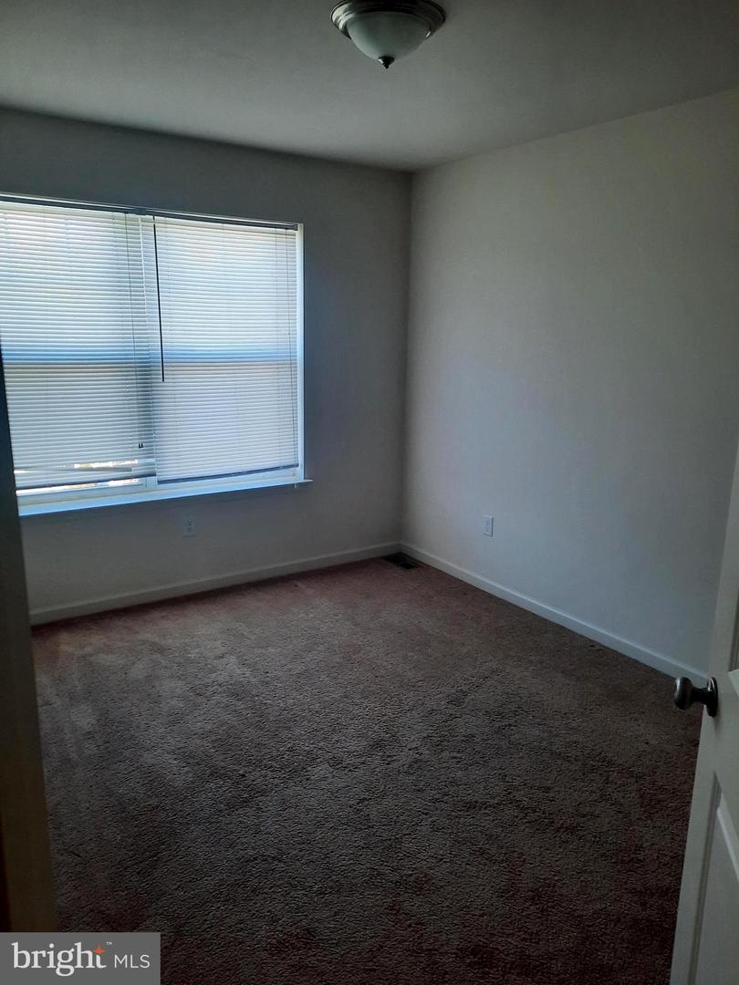 702 Admirals Quay Dr