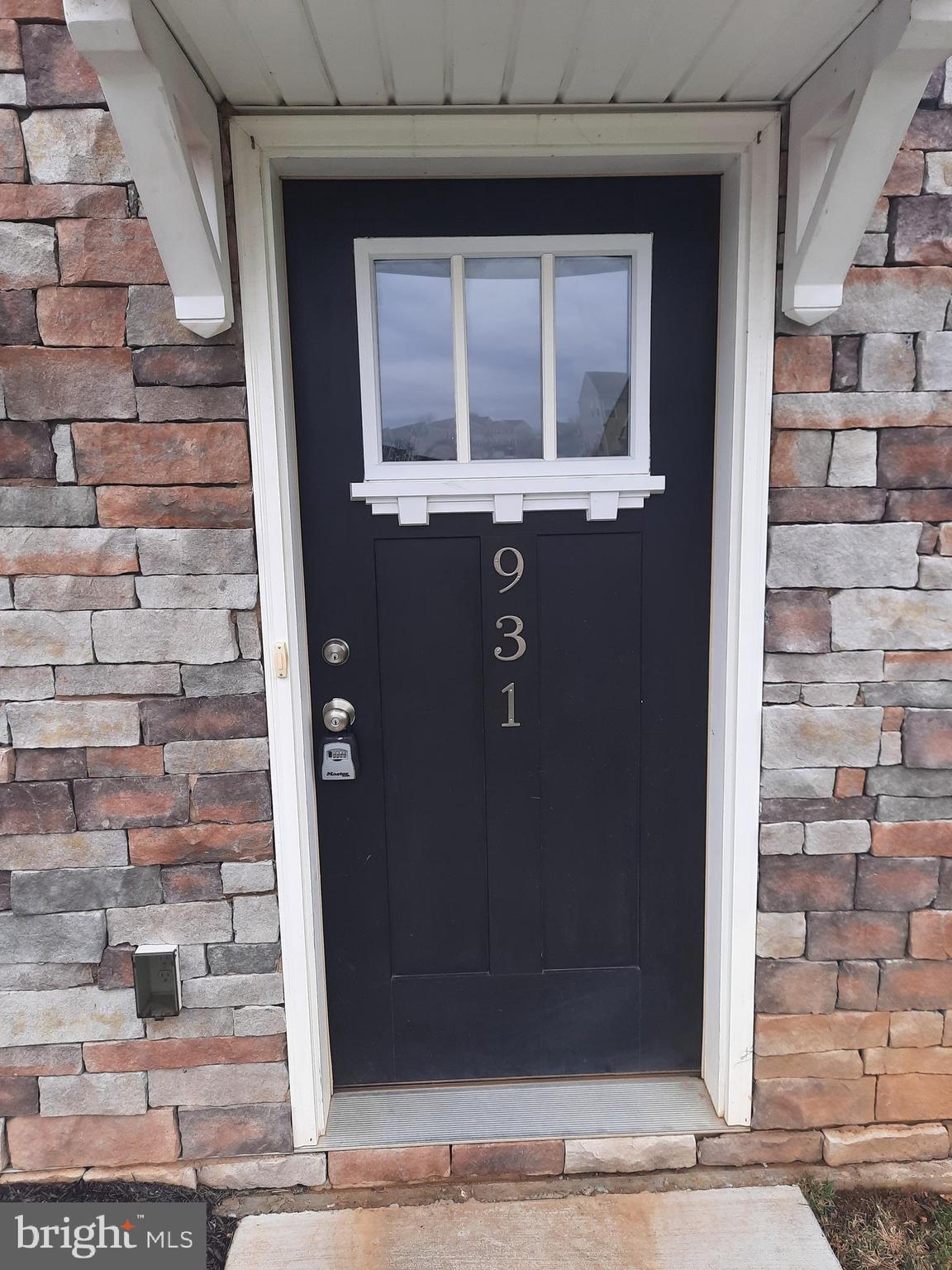 931 Admiral's Quay Drive